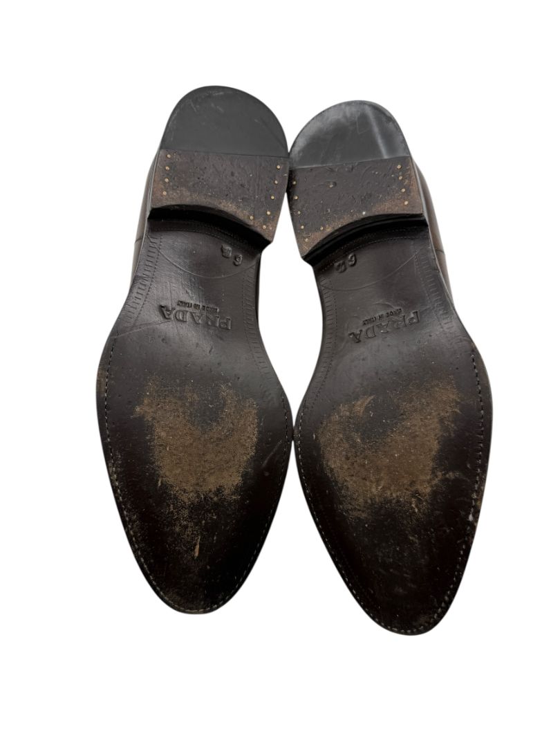 Prada Men’s Black Leather Cap Toe Lace-Up Shoes – Size 6.5