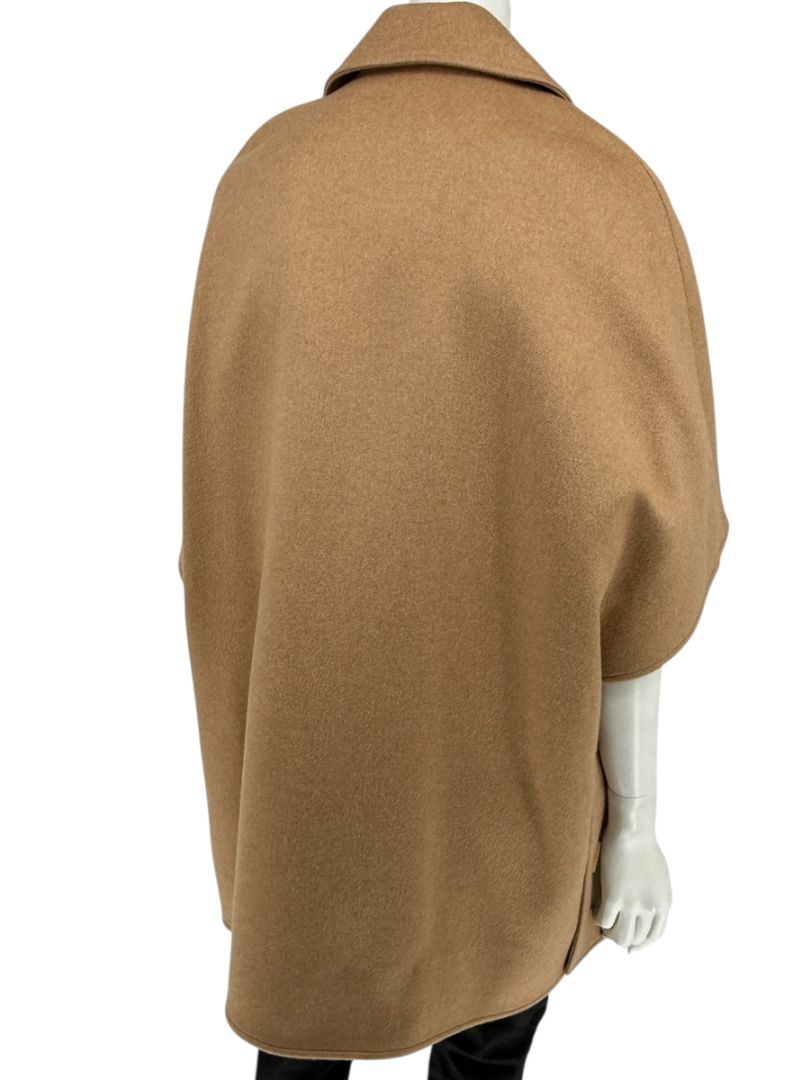 Pamella Roland Camel Wool Cape Style Jacket with Buttons – O/S