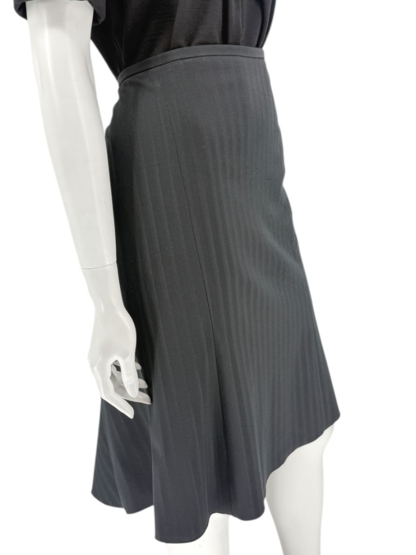 Armani Collezioni Charcoal Pinstripe Flounce-Hem Skirt – Size 12 (IT 48)