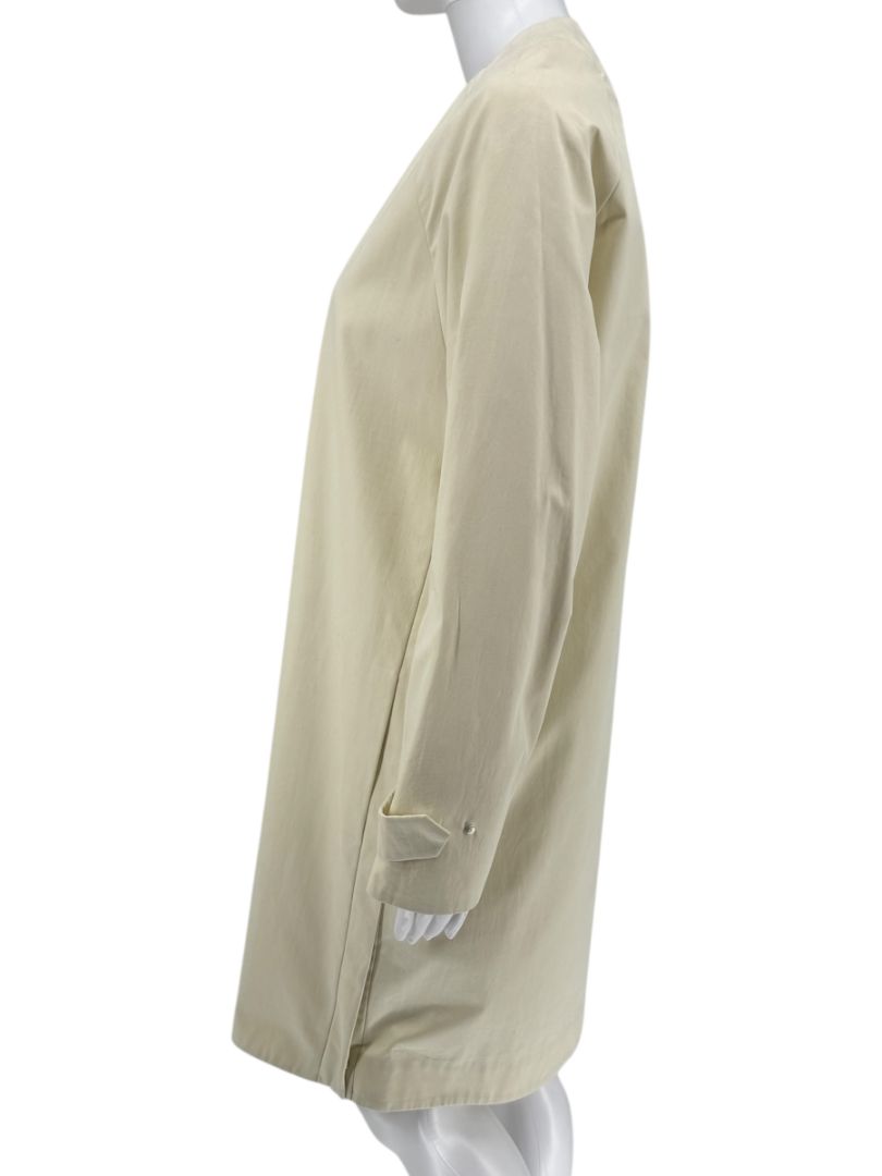 A-K-R-I-S- Cream Magnetic Closure Cotton Coat – Size 6