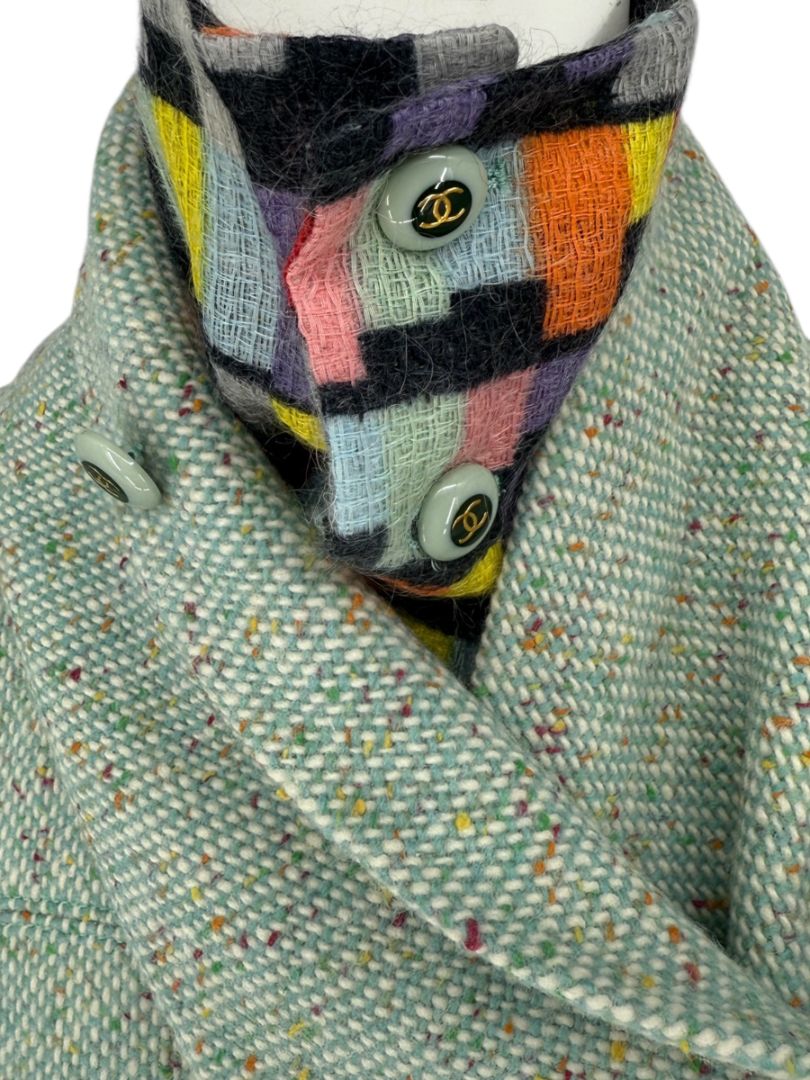 Chanel Women’s Mint Green Wool-Mohair Blend Tweed Jacket with Detachable Scarf – Size 44