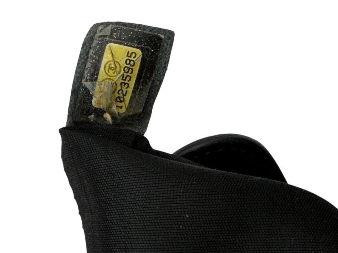 Chanel Vintage Black Quilted Leather Cell Phone Holder – Silver-Tone Hardware