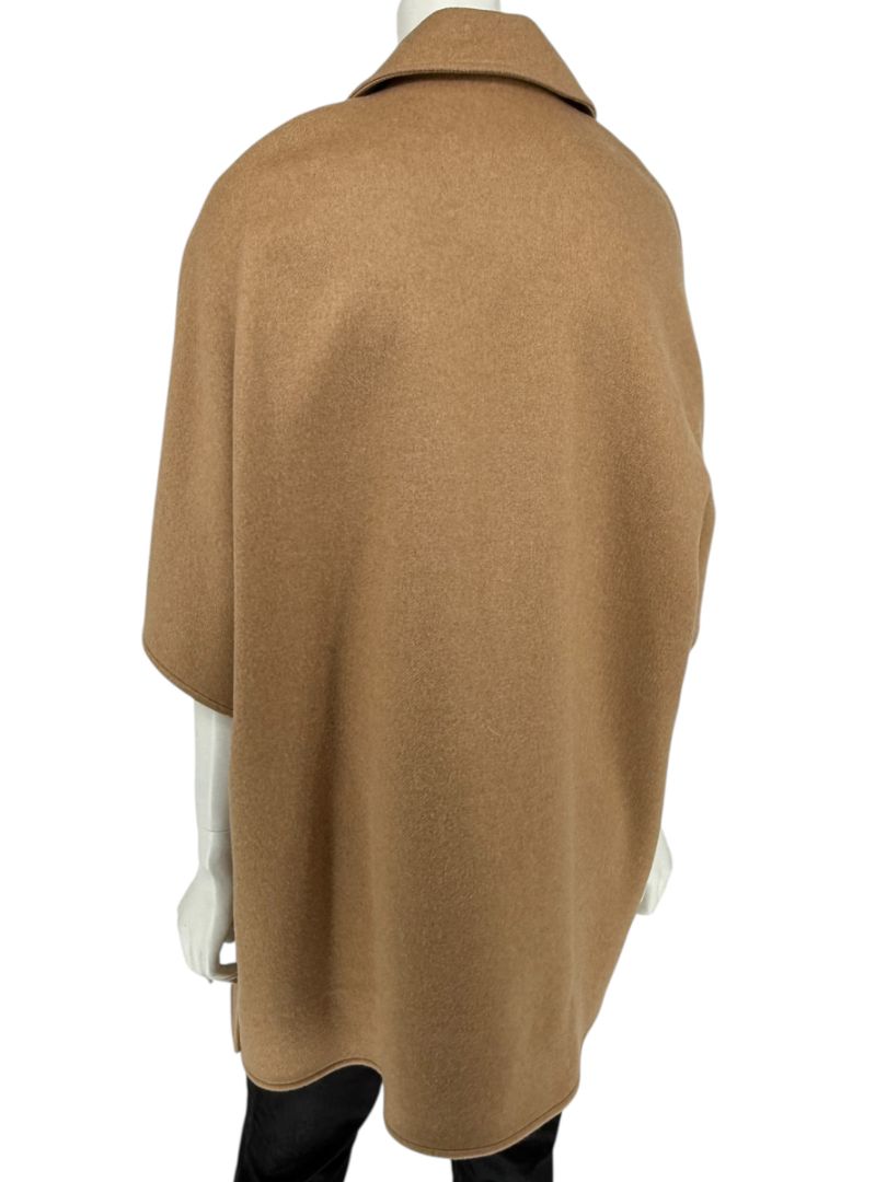 Pamella Roland Camel Wool Cape Style Jacket with Buttons – O/S