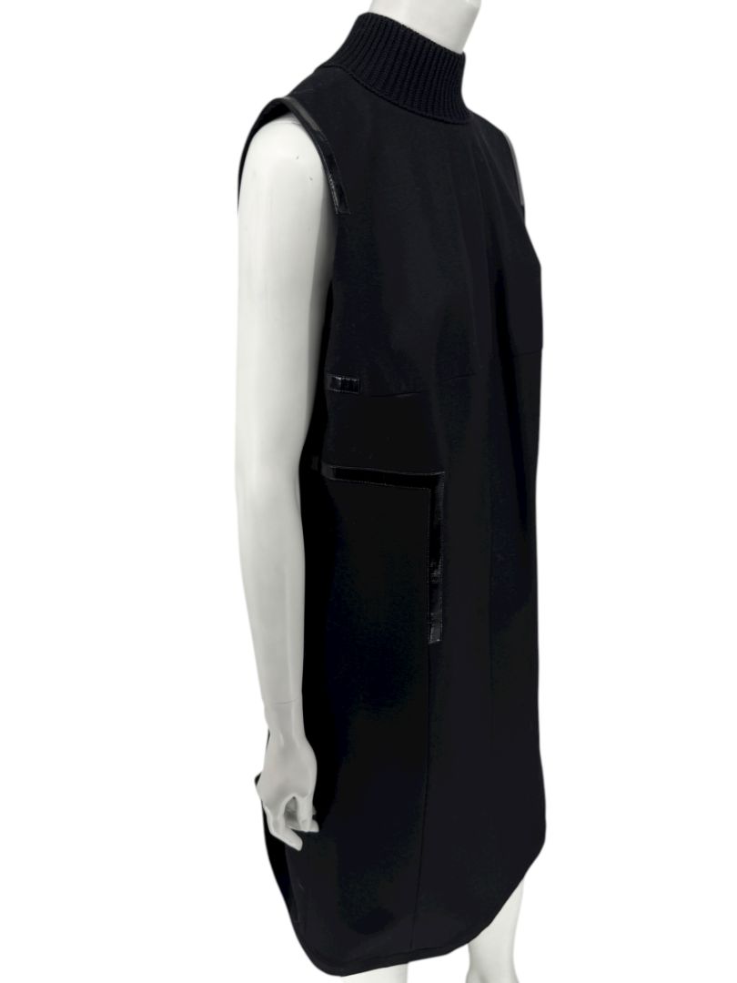 Akris Punto Women’s Black Wool Sleeveless Dress – Size 12