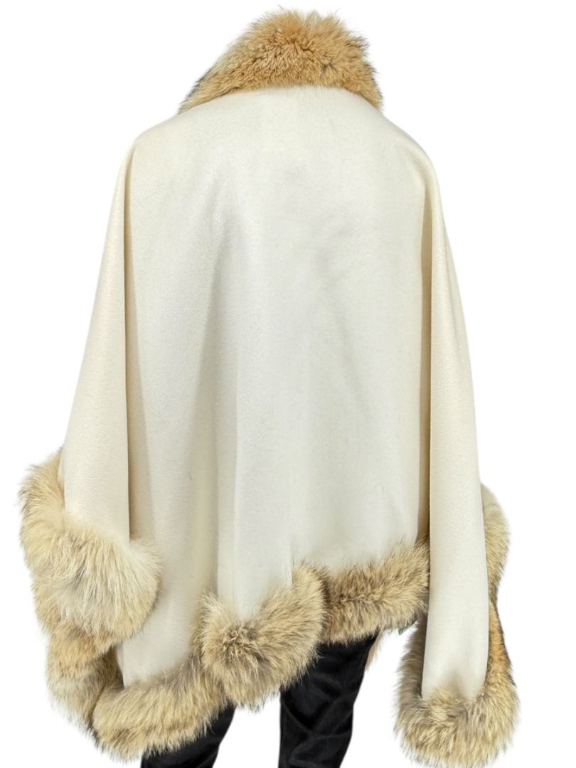 Pamella Roland Ivory Wool Cape Jacket with Natural Fur Trim – O/S