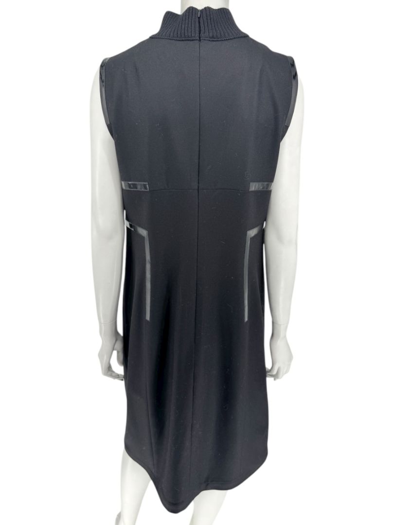 Akris Punto Women’s Black Wool Sleeveless Dress – Size 12