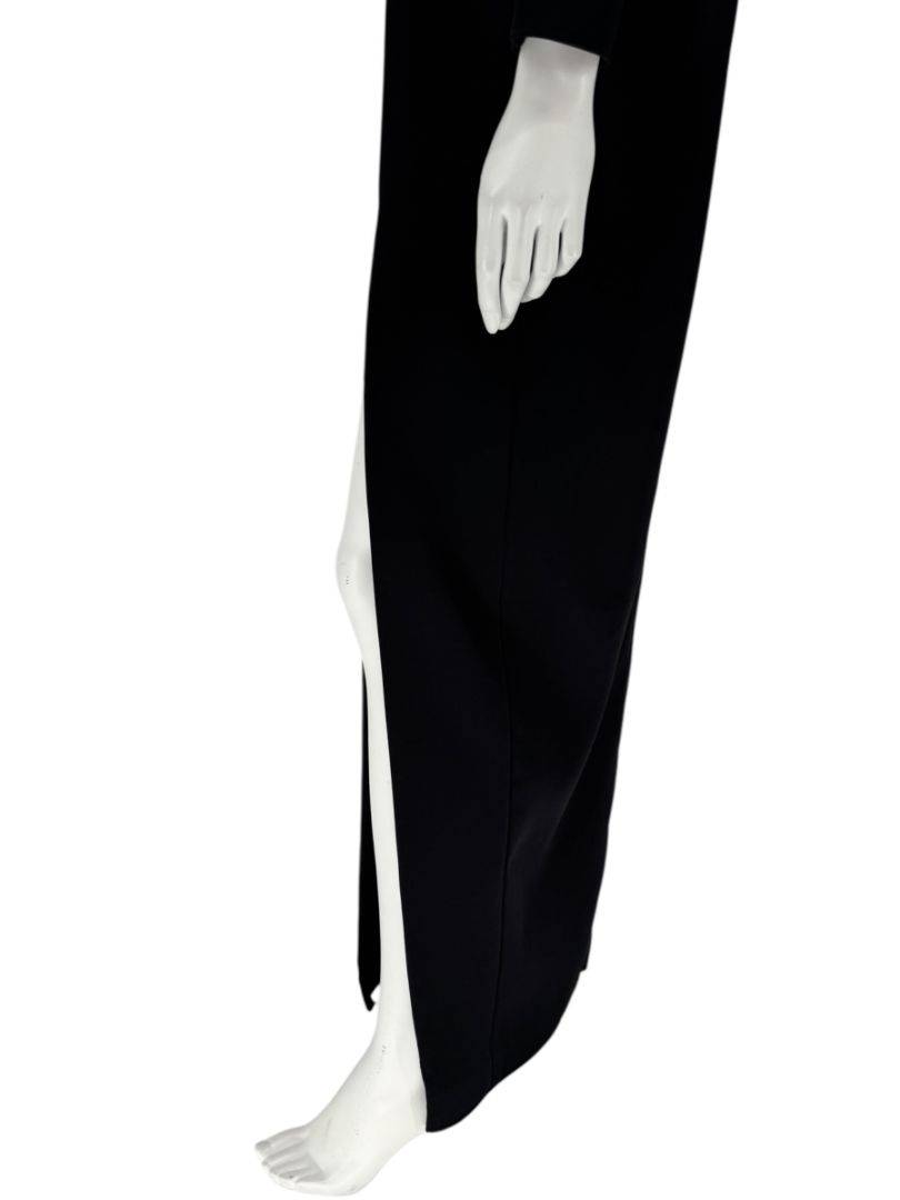 Pamella Roland Black Asymmetric Neckline Gown – Large