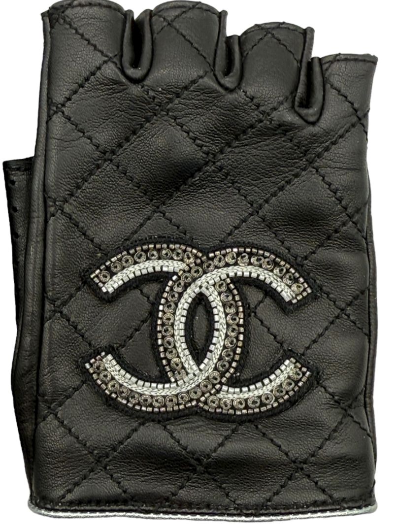 Chanel Quilted Lambskin Beaded CC Fingerless Gloves – Size 7½ – Excellent Preowned Condition (Rare)