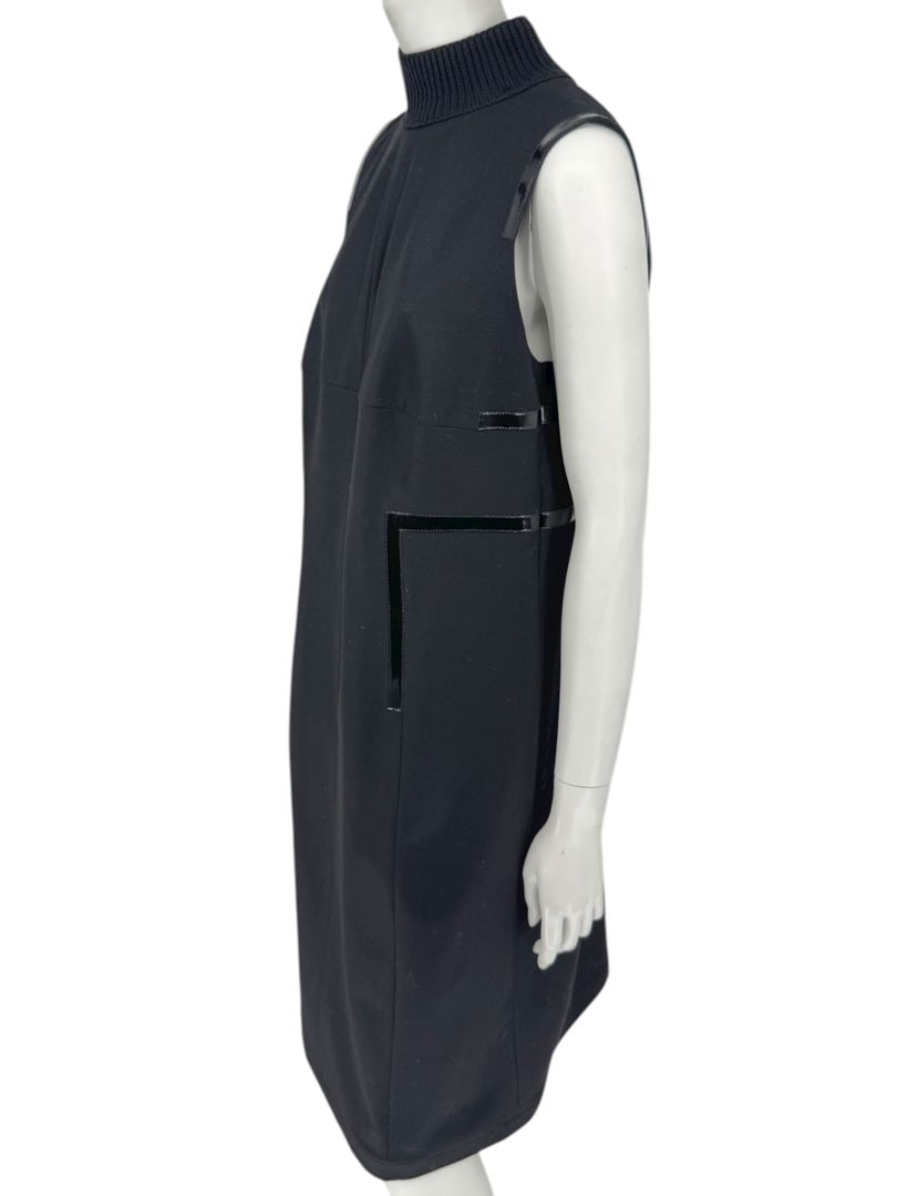 Akris Punto Women’s Black Wool Sleeveless Dress – Size 12