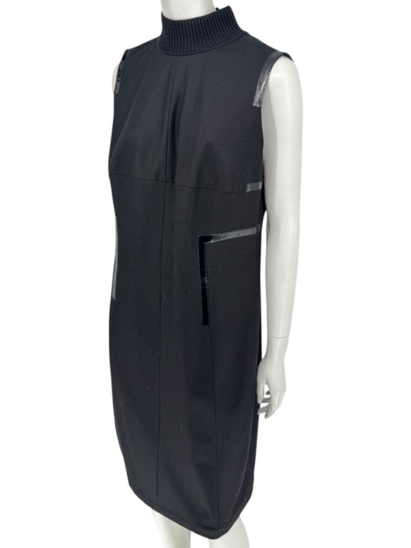 Akris Punto Women’s Black Wool Sleeveless Dress – Size 12