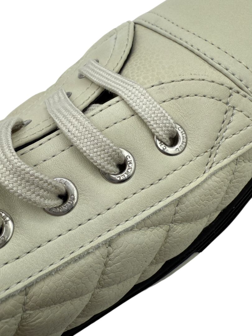 BNIB CHANEL Caviar Quilted CC Sneakers in Dark White – Size 40