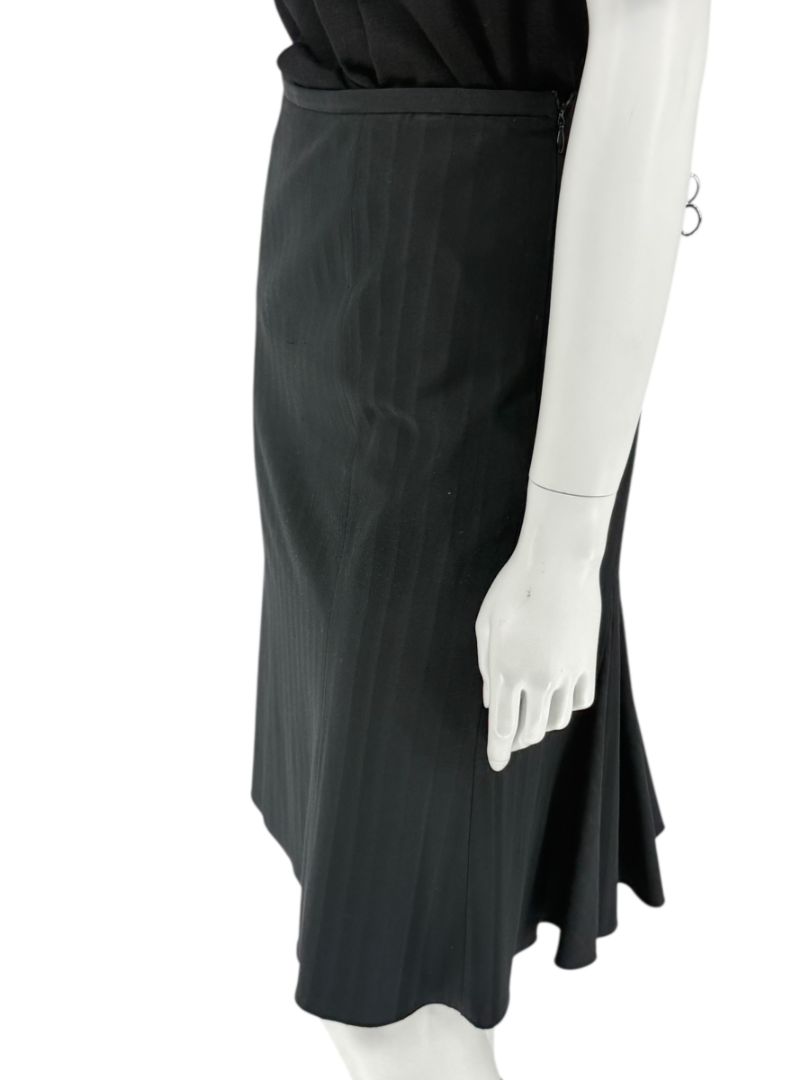 Armani Collezioni Charcoal Pinstripe Flounce-Hem Skirt – Size 12 (IT 48)
