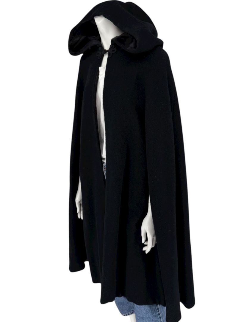 Black Wool Hooded Cape with Silk-Lined Interior – Large
