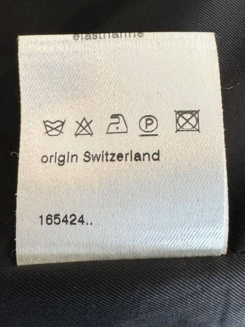 Akris Punto Women’s Black Wool Sleeveless Dress – Size 12