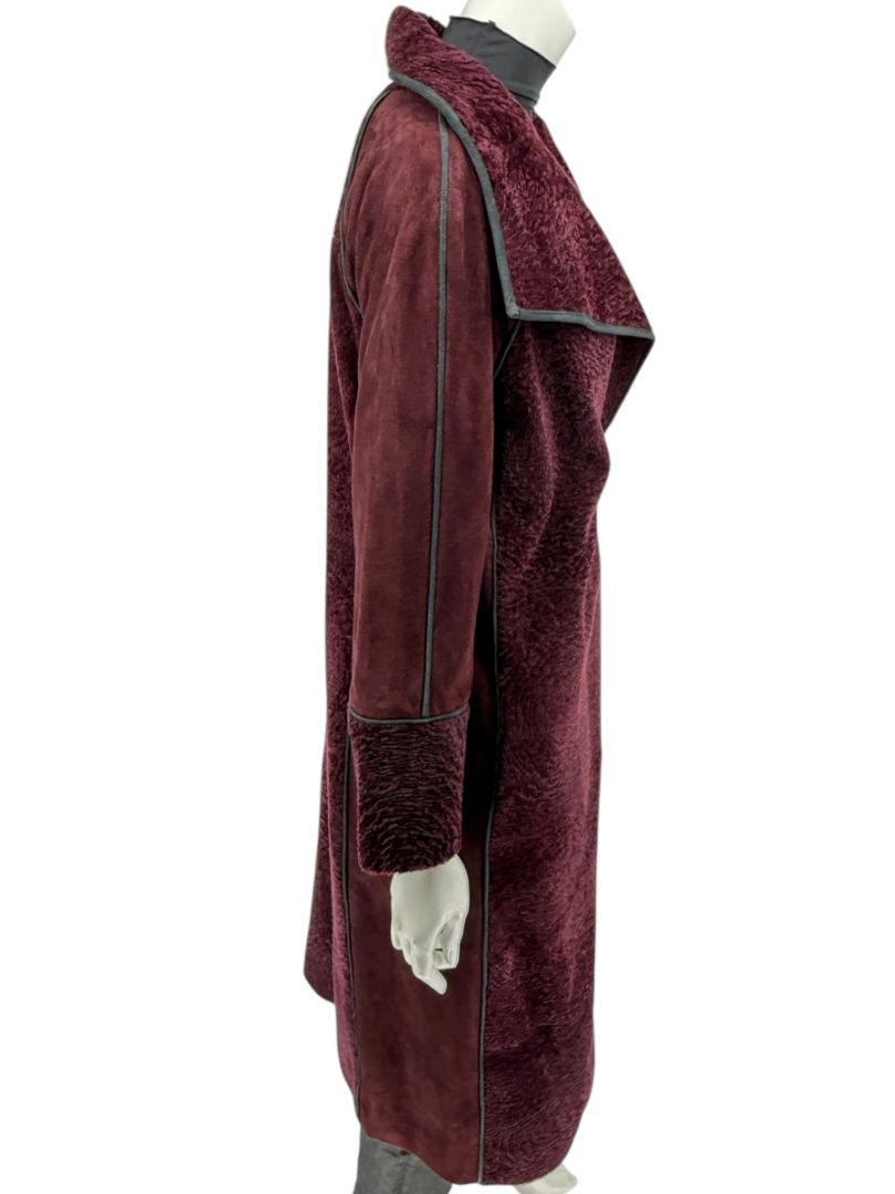 Pamella Roland Burgundy Shearling Cape Style Jacket with Leather Trim – Large