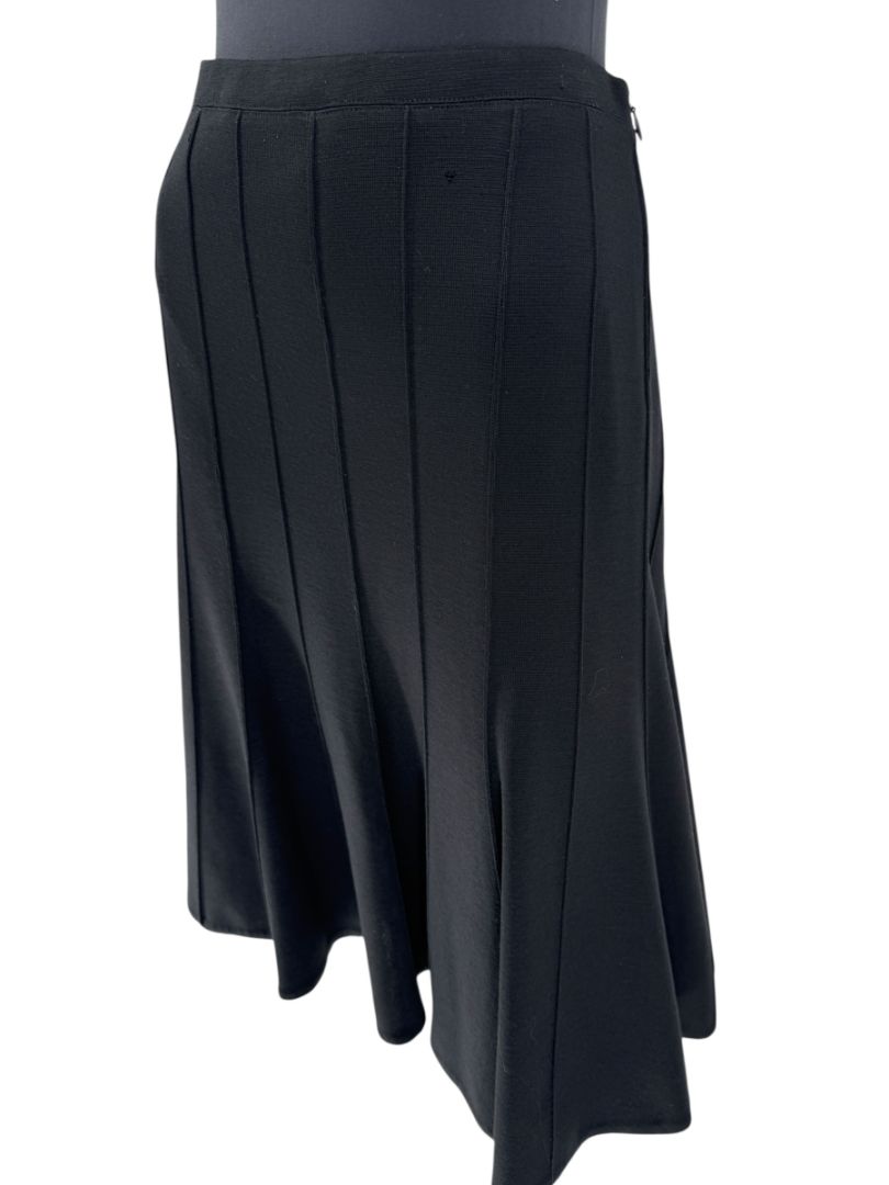 Lida Baday Black Wool Knit Fluted Skirt – Size 12