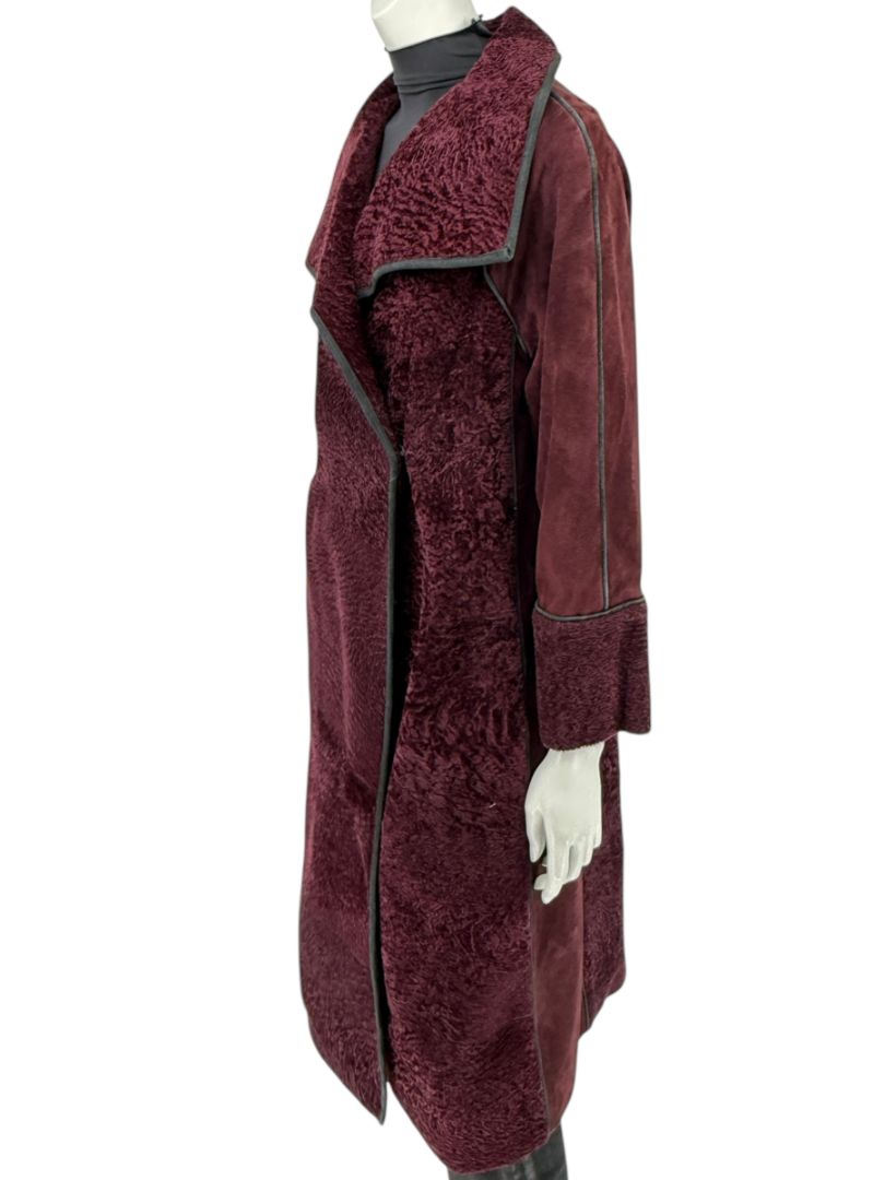 Pamella Roland Burgundy Shearling Cape Style Jacket with Leather Trim – Large