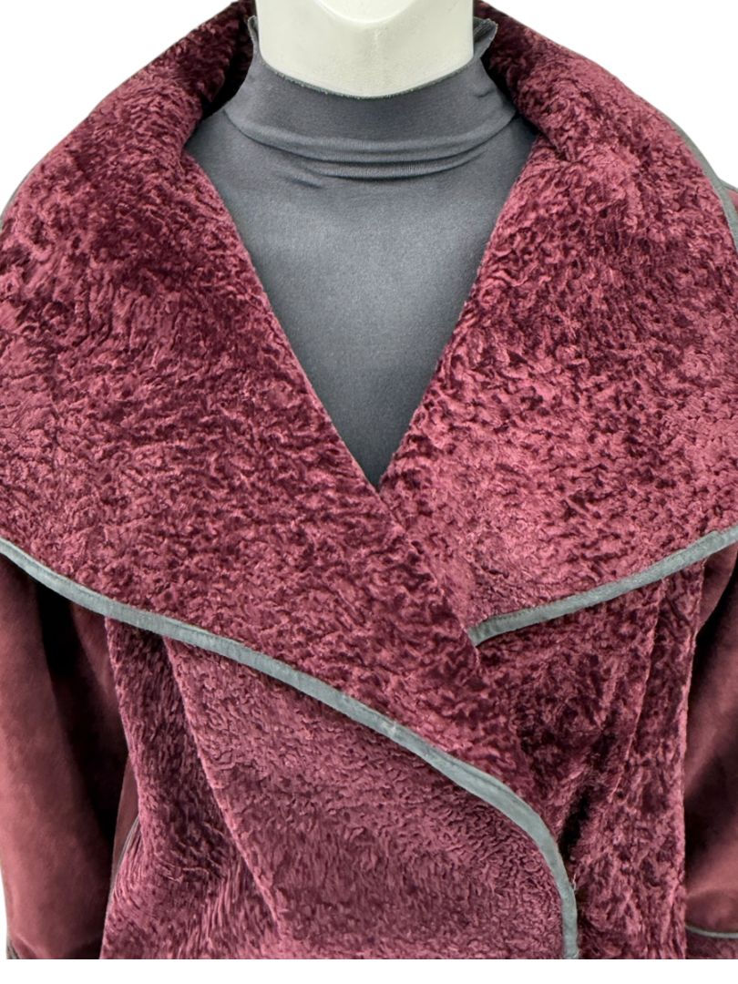 Pamella Roland Burgundy Shearling Cape Style Jacket with Leather Trim – Large