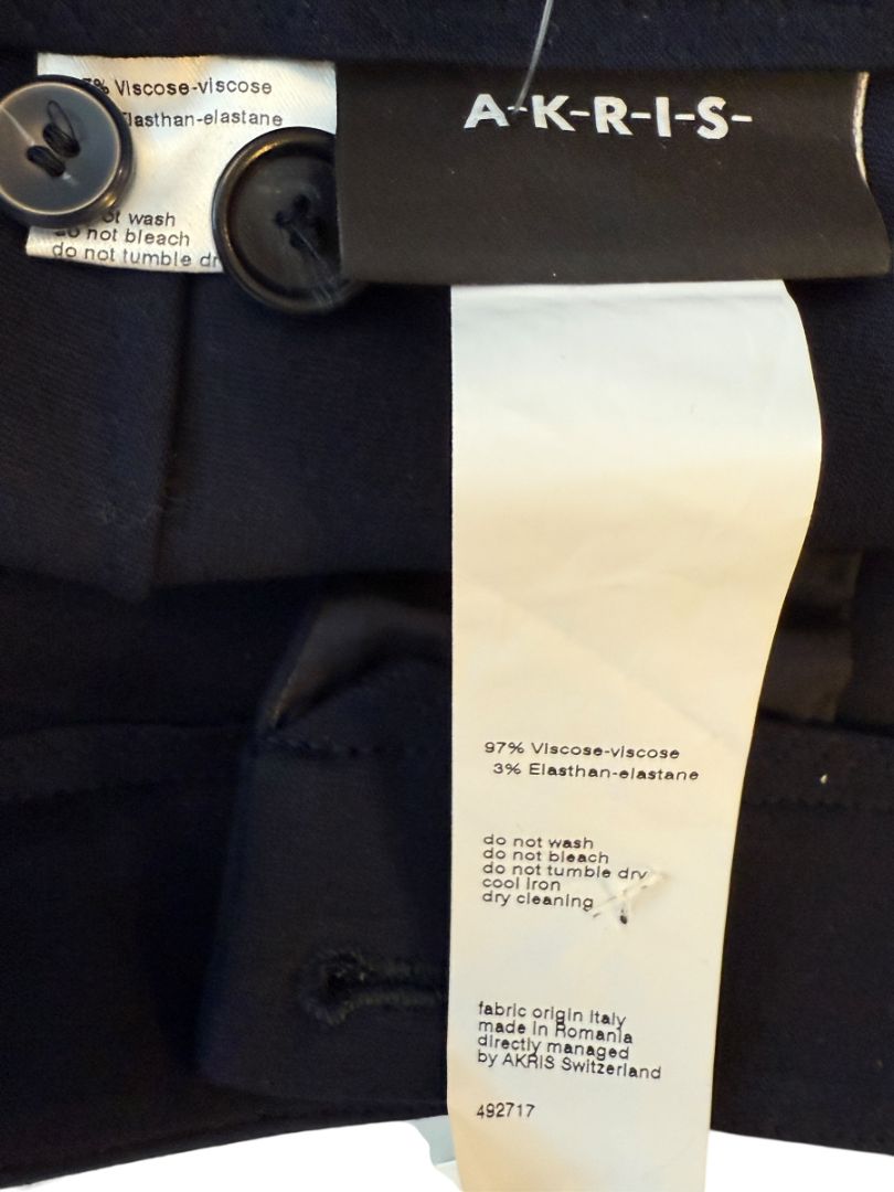 Akris Navy Slim Ankle Trousers – Size US 12