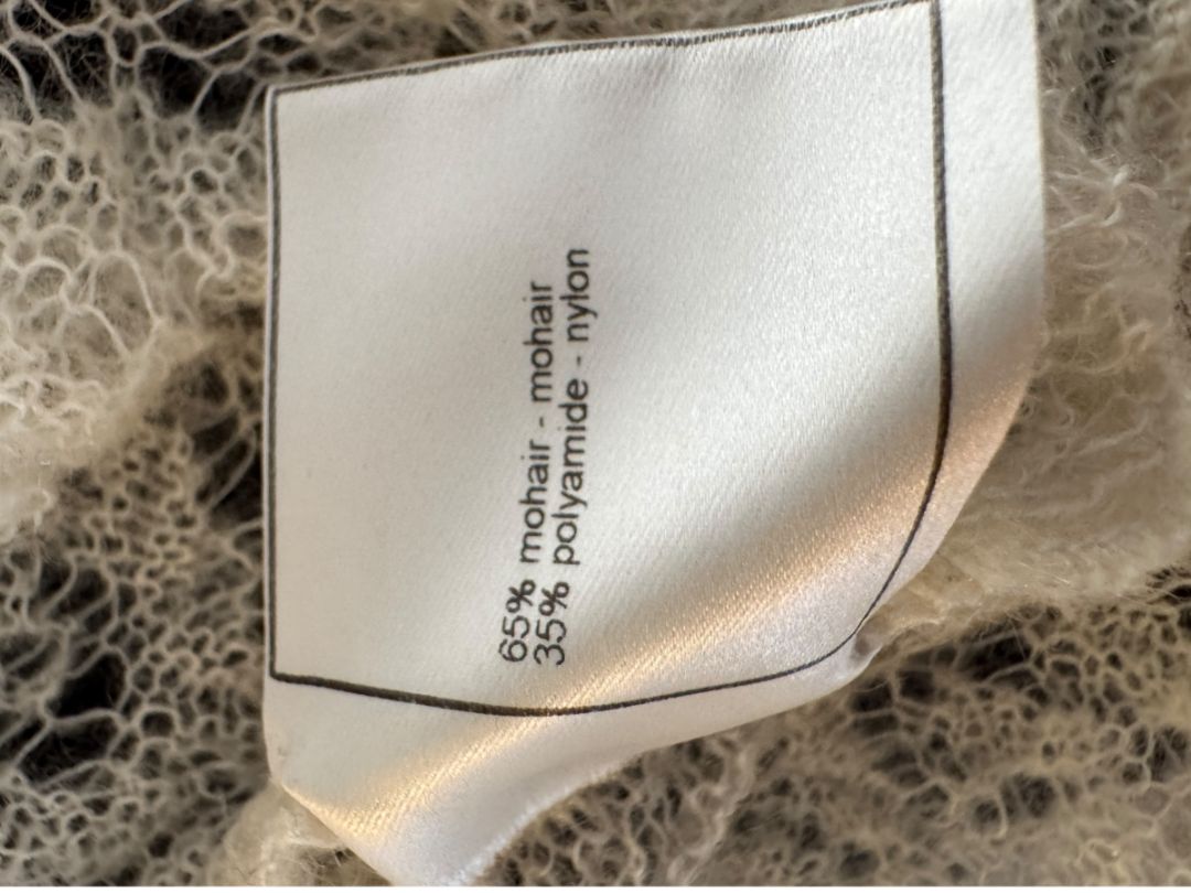 Chanel Ivory Mohair Lace Sleeveless Top – Size 42 (FR)