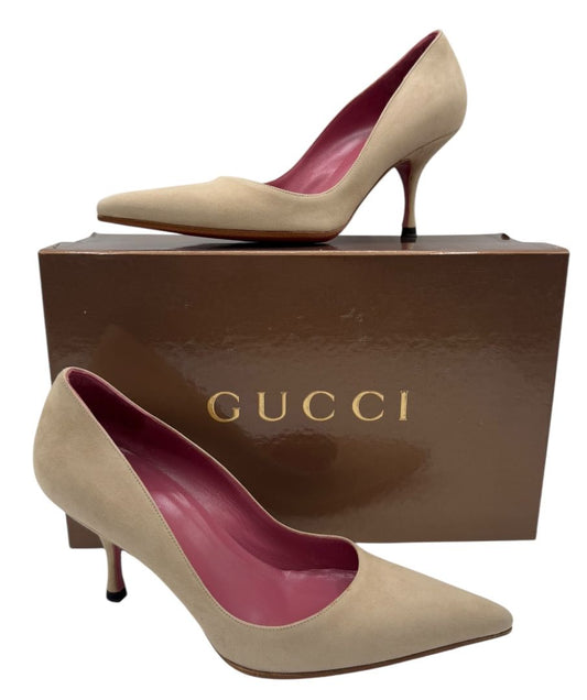 Gucci Nude Suede Kitten Heel Pumps – Size 6