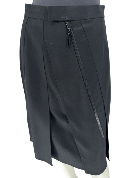 Akris Punto Black Wool Skirt – Size US 12 / FR 44 / DE 42
