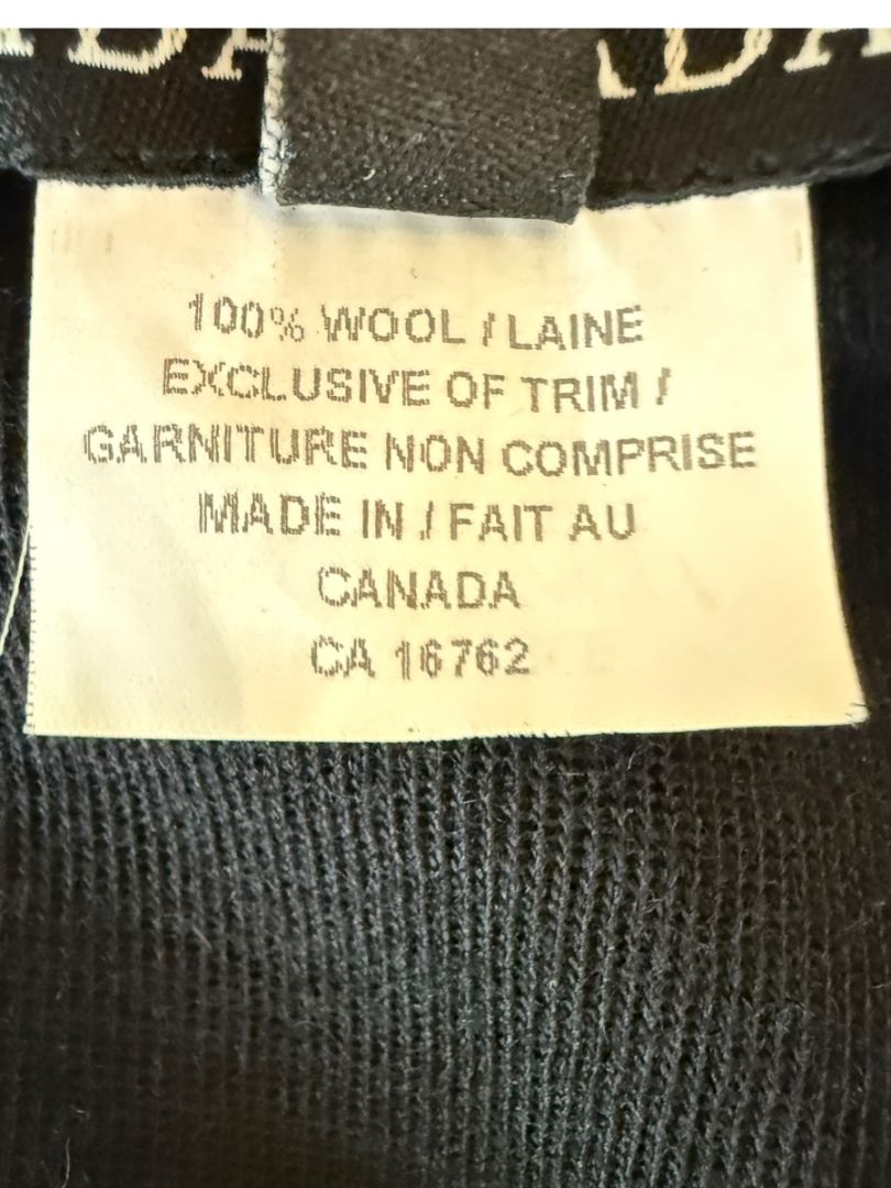 Lida Baday Black Wool Knit Sleeveless Top – XL