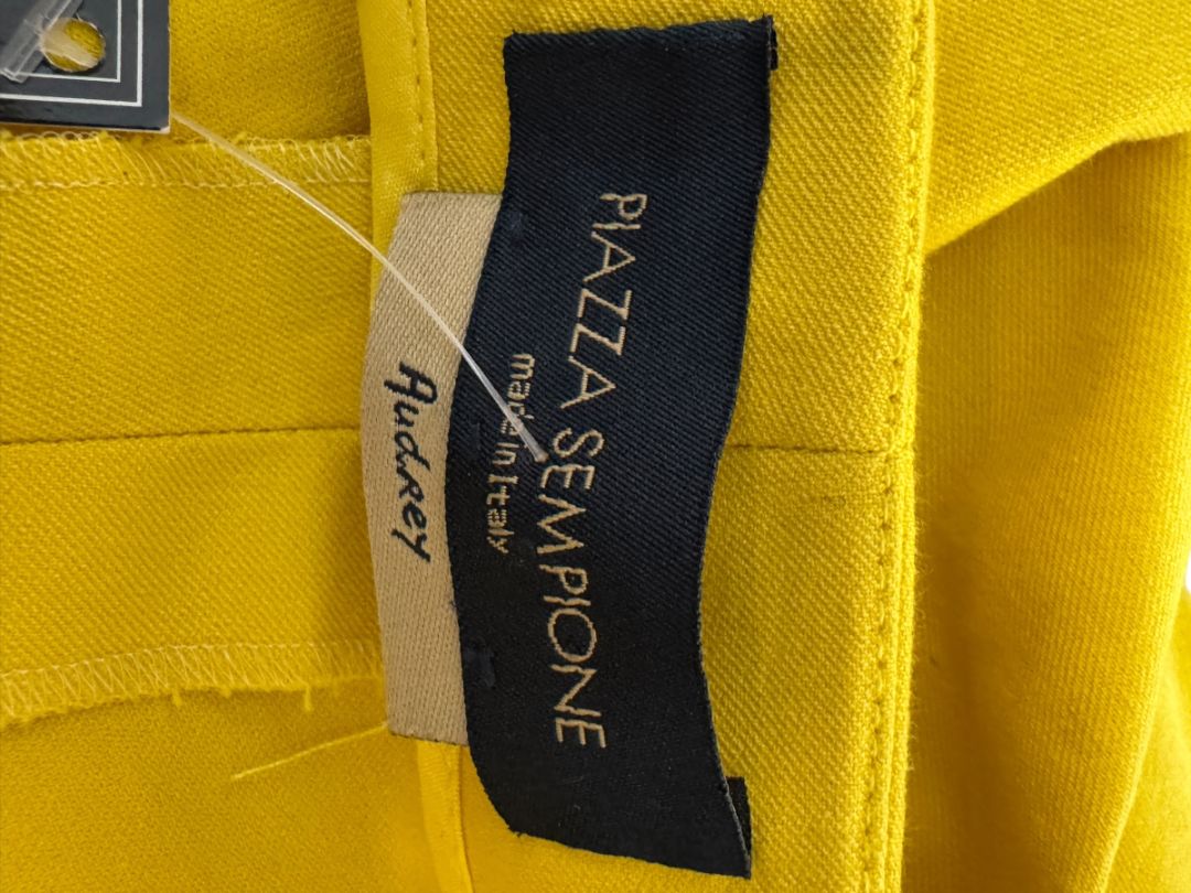 Piazza Sempione “Audrey” Yellow Cropped Pants – Made in Italy – Size 46
