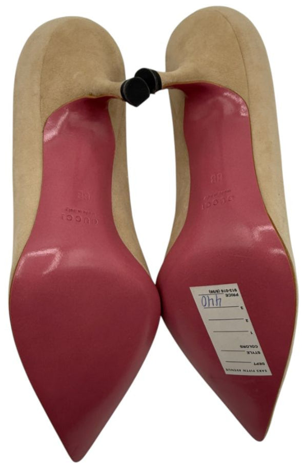 Gucci Nude Suede Kitten Heel Pumps – Size 6