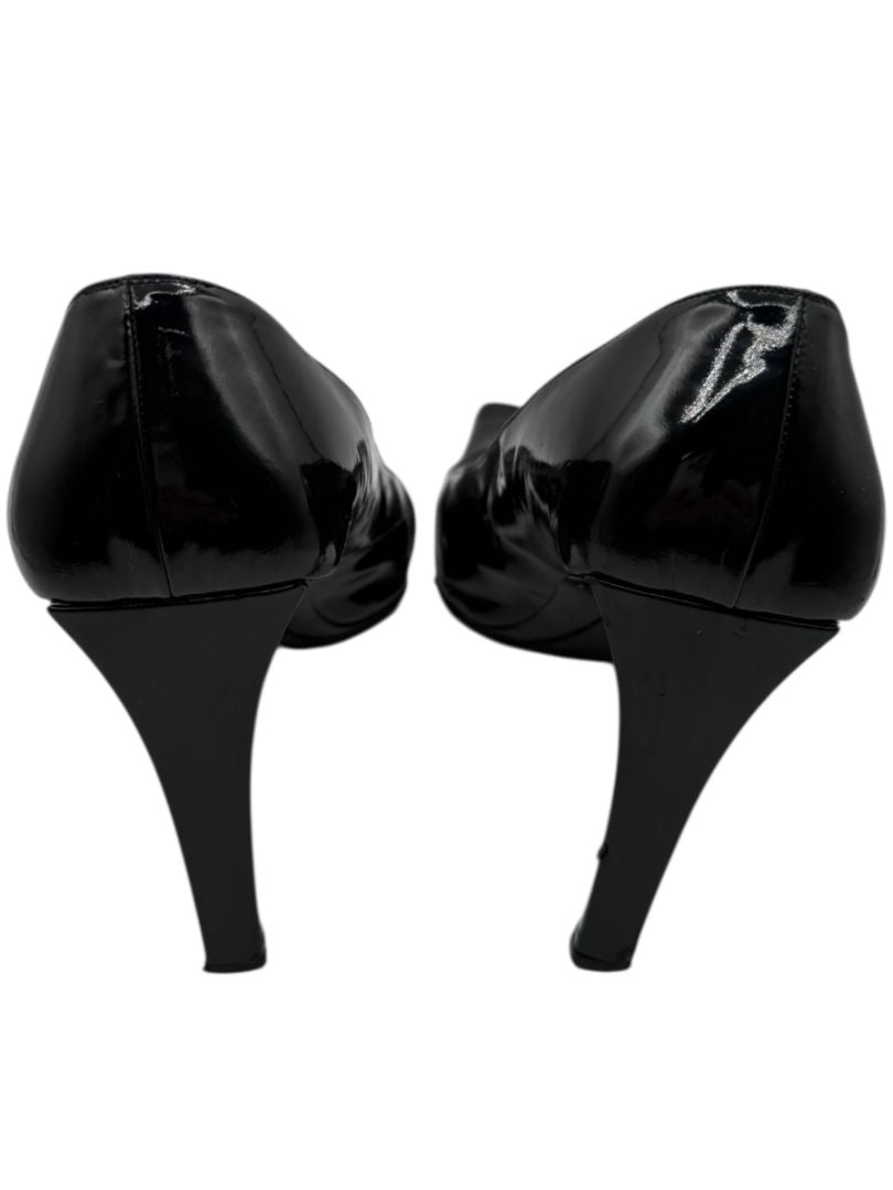 Vera Wang Black Patent Leather Buckle Heels – Size 10