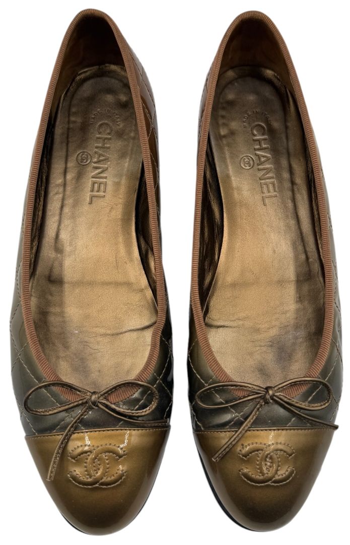 Chanel Gold & Bronze Quilted Patent Leather Ballet Flats – Size 42