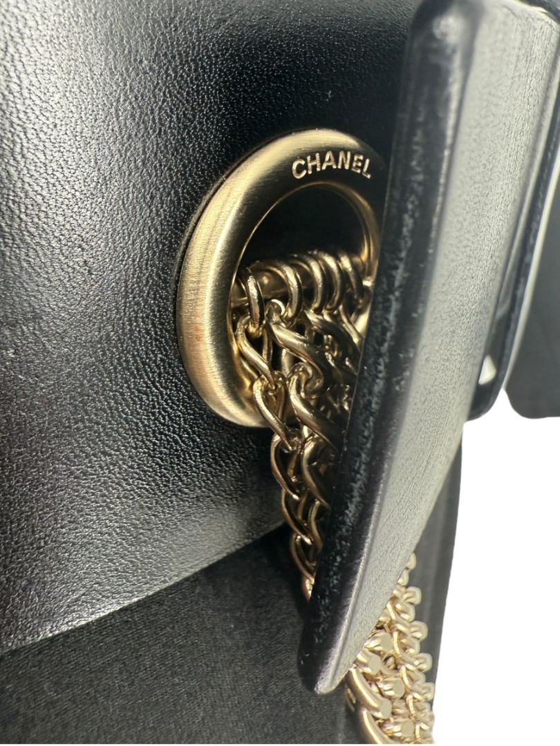 Chanel Spring 2008 Black Leather Gold Chain Accent Belt – Size 90/36