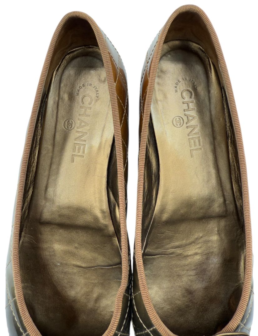 Chanel Gold & Bronze Quilted Patent Leather Ballet Flats – Size 42