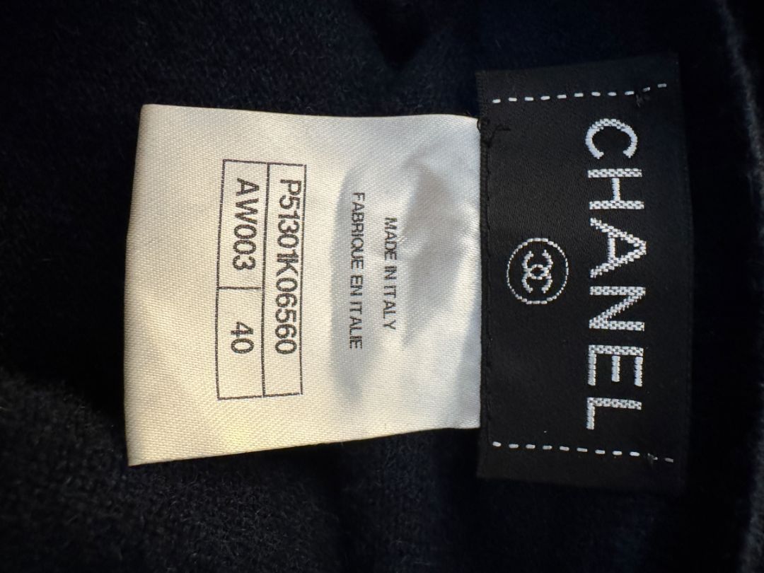 Chanel Navy & White Cashmere Hoodie – Size 40