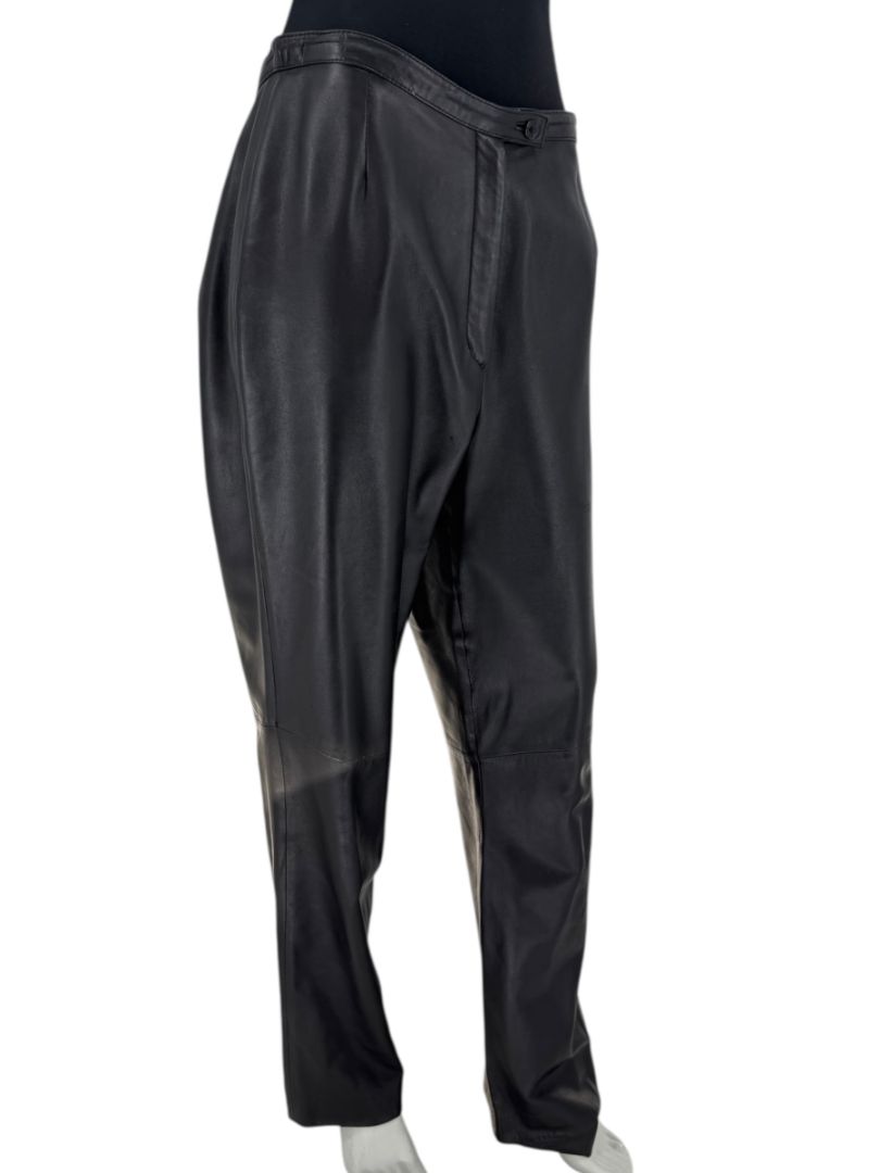 Valerie Stevens Black Genuine Leather Pants – Size 10