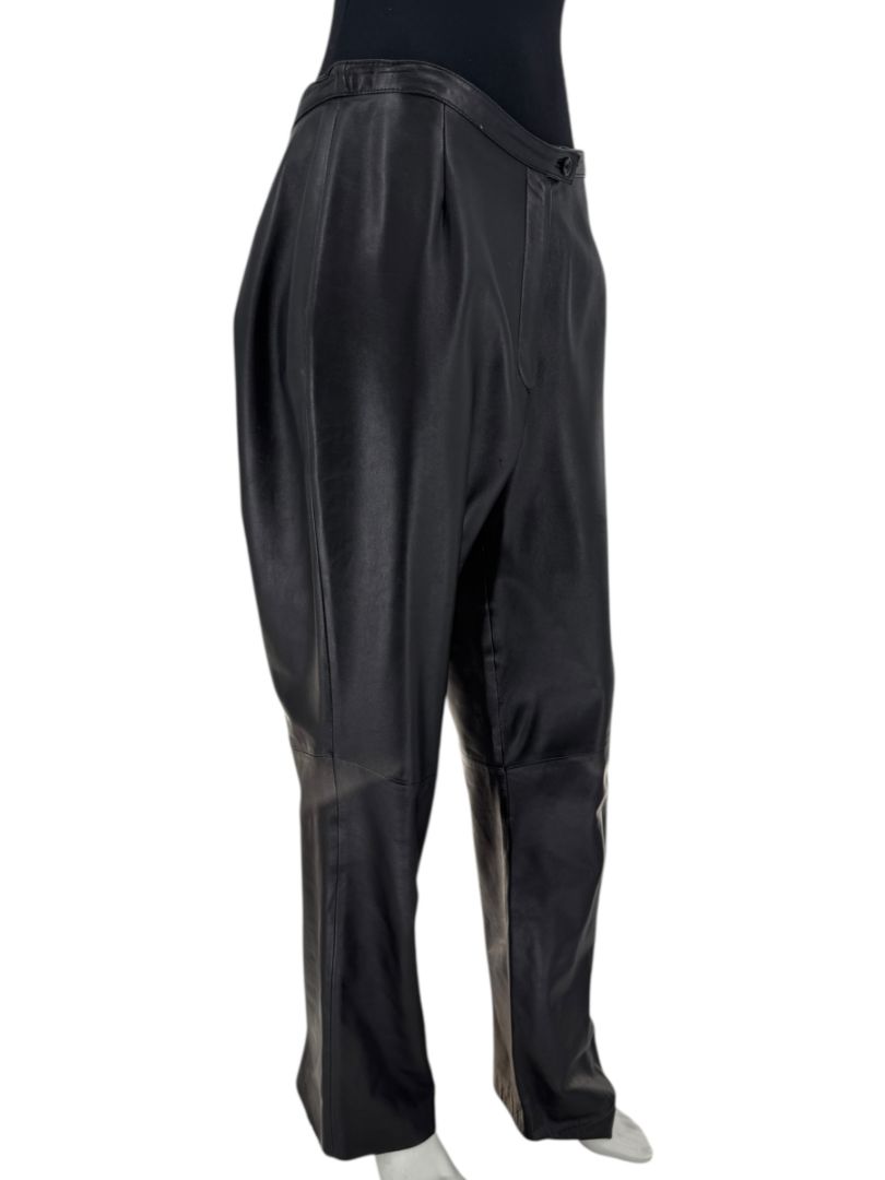 Valerie Stevens Black Genuine Leather Pants – Size 10