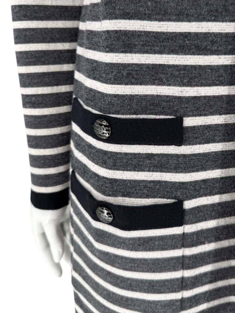 Chanel Reversible Striped Wool Long Cardigan Coat – Cruise 2010 “Venice” Collection – Size 44