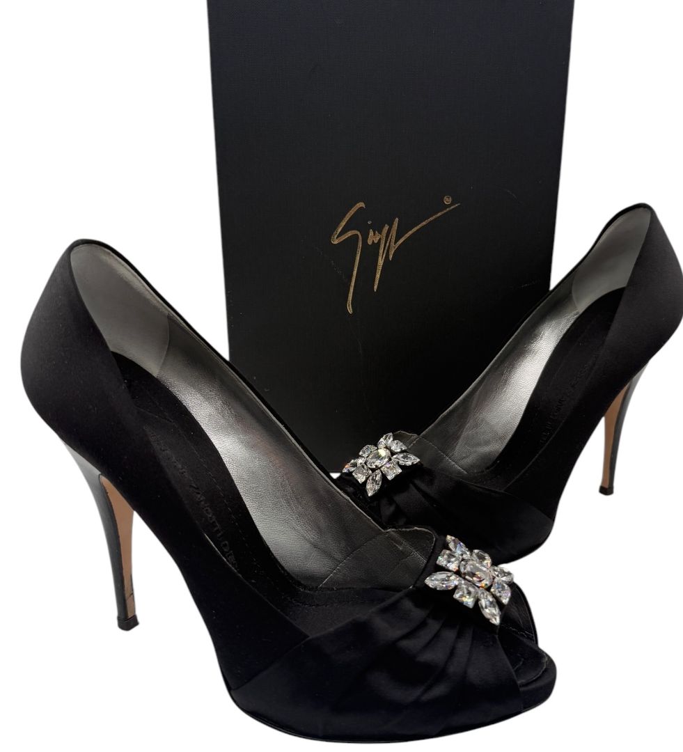 Giuseppe Zanotti Black Satin Crystal Embellished Peep-Toe Heels – Size 41