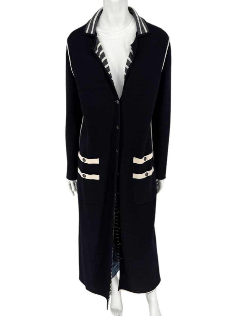 Chanel Reversible Striped Wool Long Cardigan Coat – Cruise 2010 “Venice” Collection – Size 44