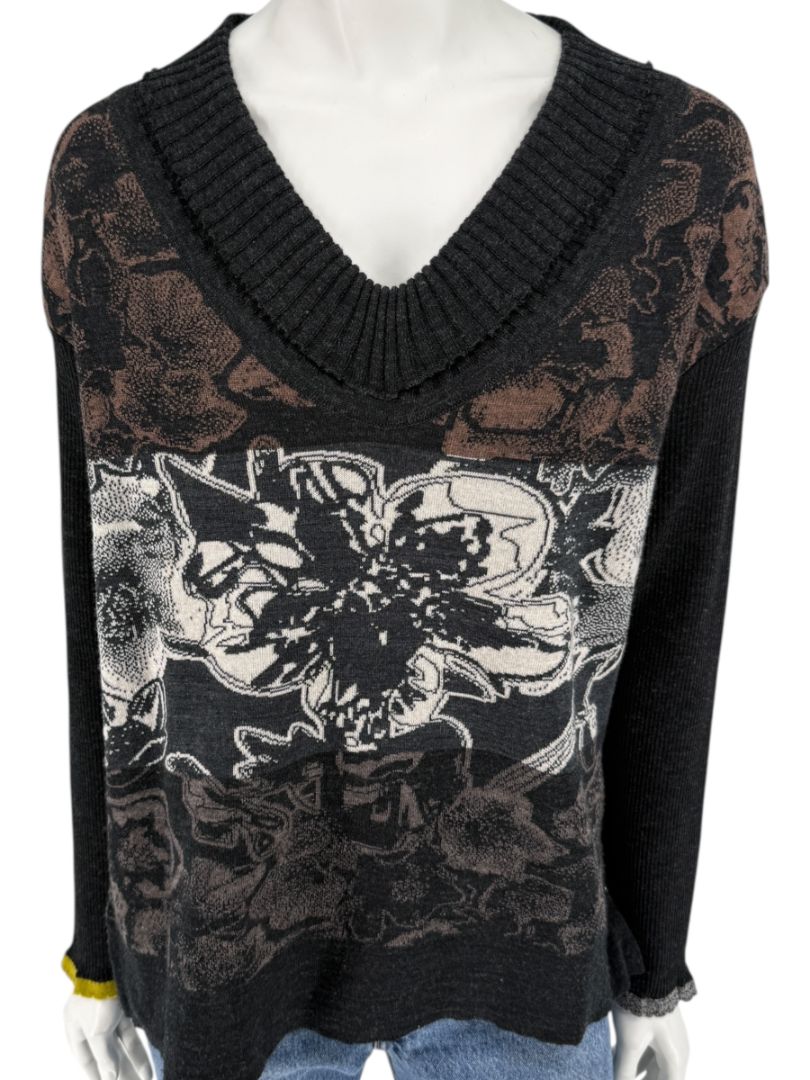 Eva & Claudi Floral Wool Sweater – Size L