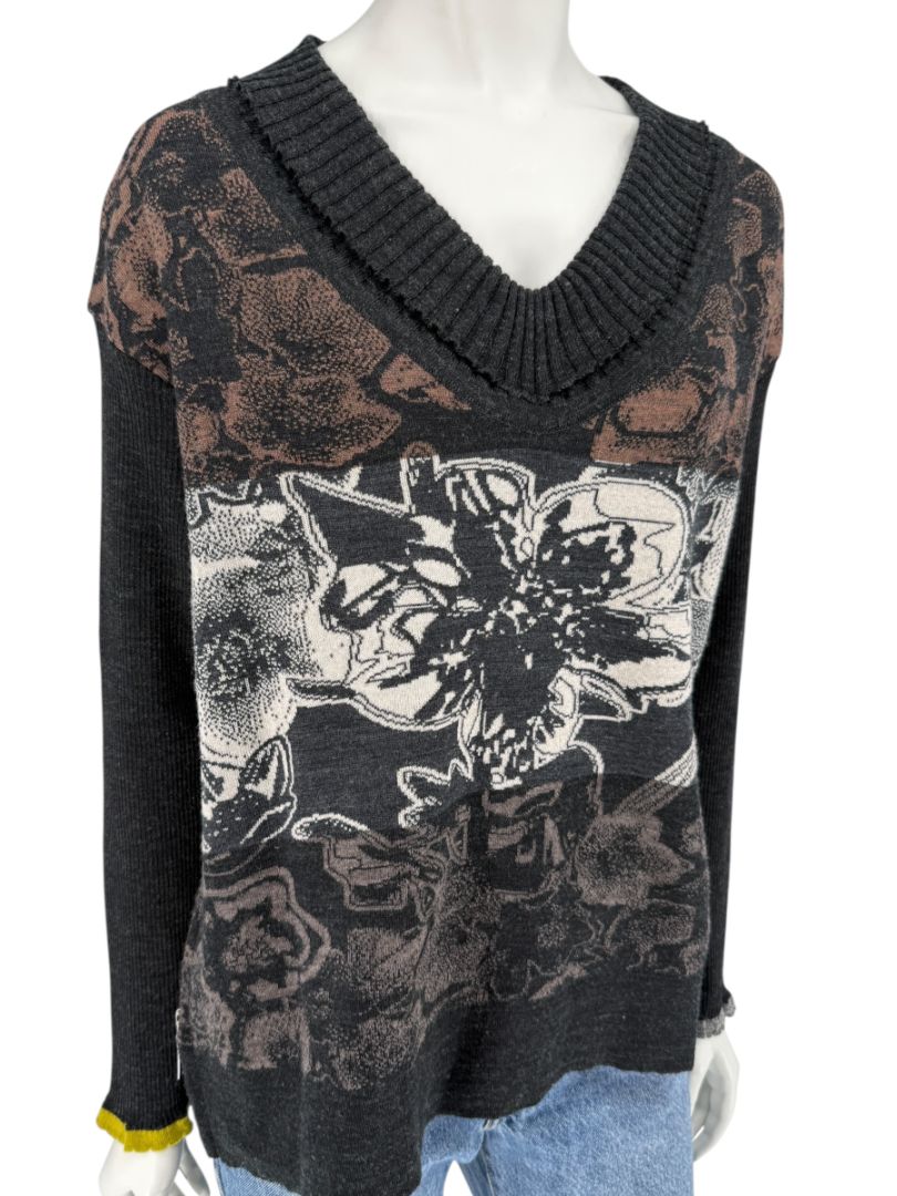 Eva & Claudi Floral Wool Sweater – Size L