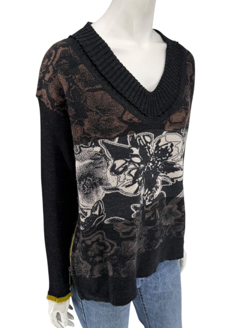 Eva & Claudi Floral Wool Sweater – Size L