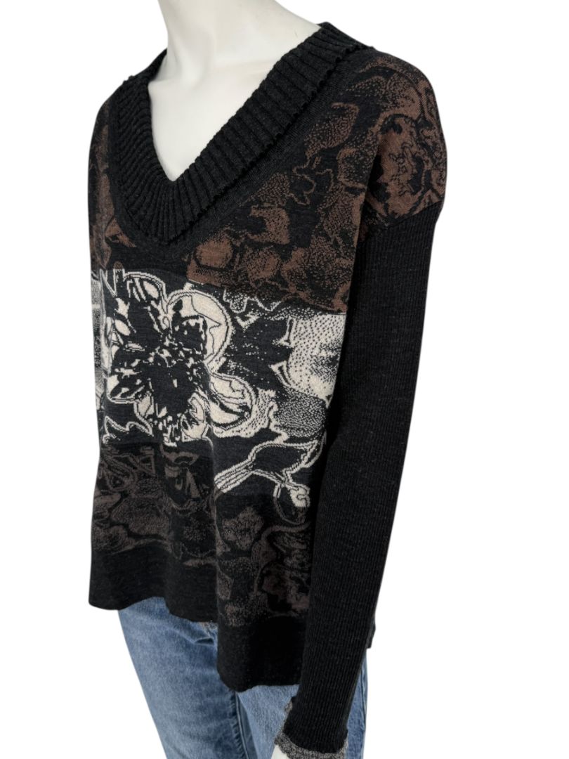 Eva & Claudi Floral Wool Sweater – Size L