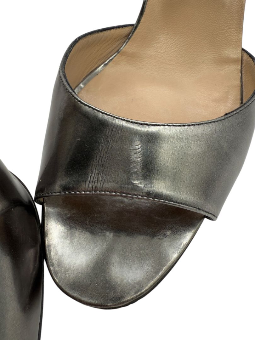 Manolo Blahnik Metallic Leather Heels – Size 41