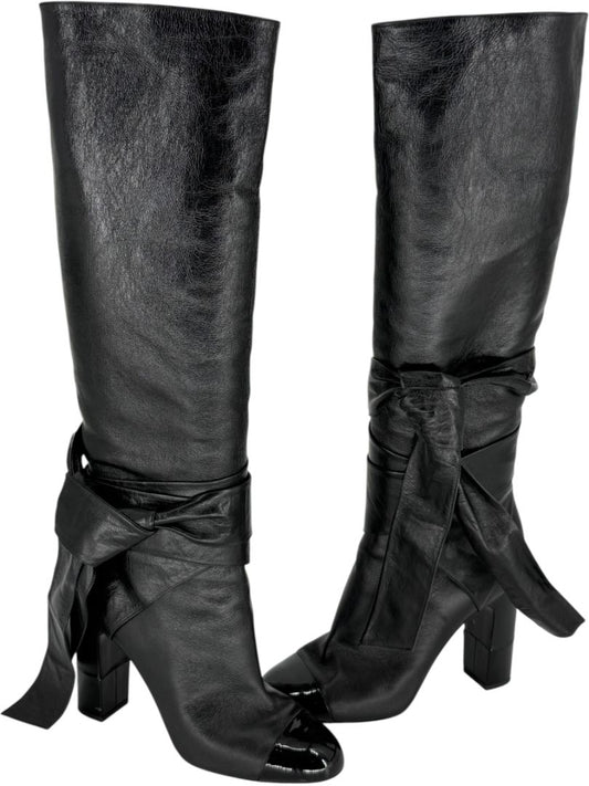 Chanel Black Leather & Patent Bow-Tie Boots – Size 39