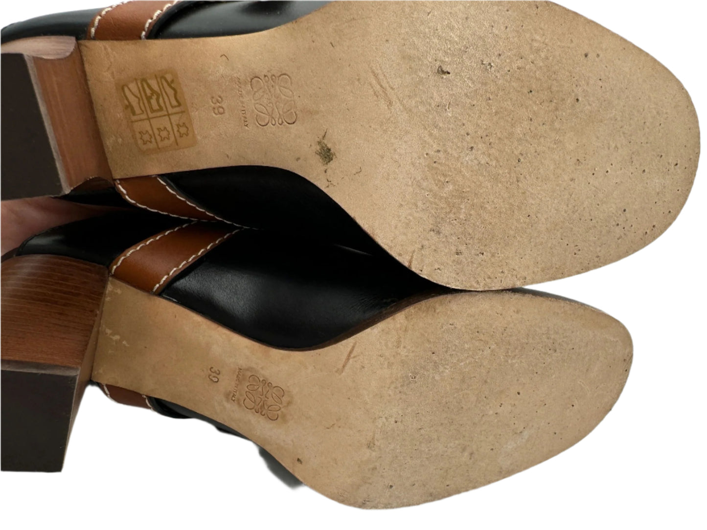 Loewe Leather mules - Size 39