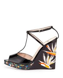 Fendi Black Patent Bird Of Paradise T Strap Wedge Sandals Size 39