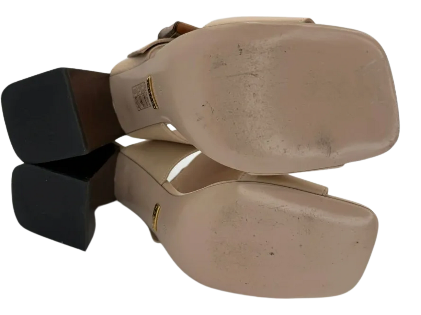 Gucci Beige Sandal With Bamboo Buckle